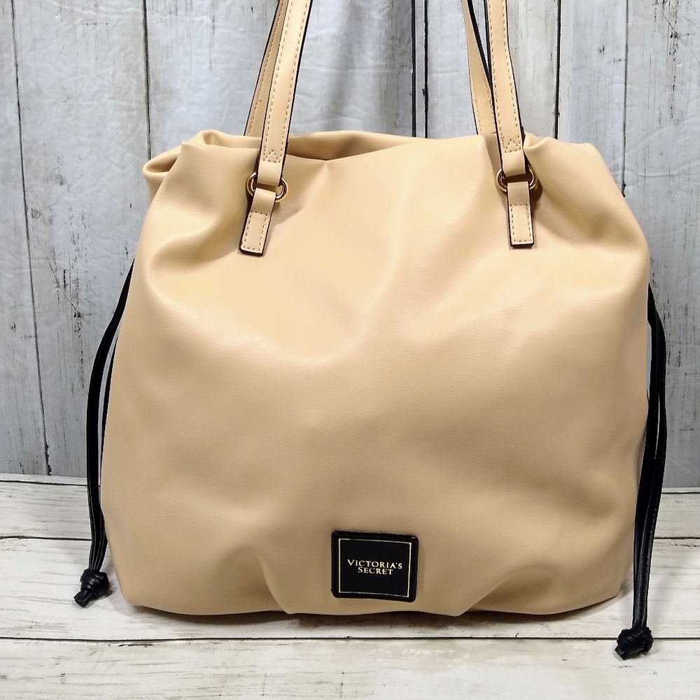 Victoria's Secret 11"t Bare Vegan Leather Cinch 2Handle Shoulder Hobo Bag NWOT